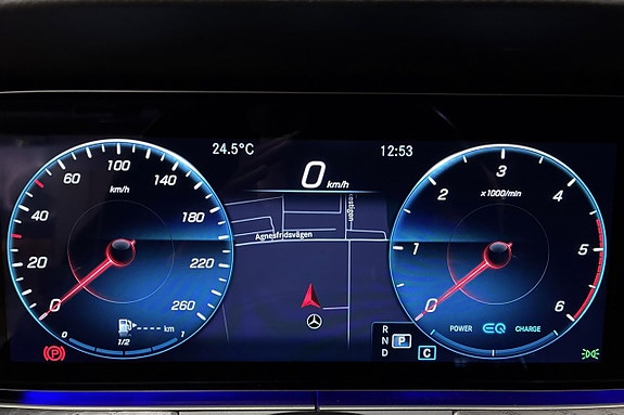 Mercedes-Benz E220 17 of 21