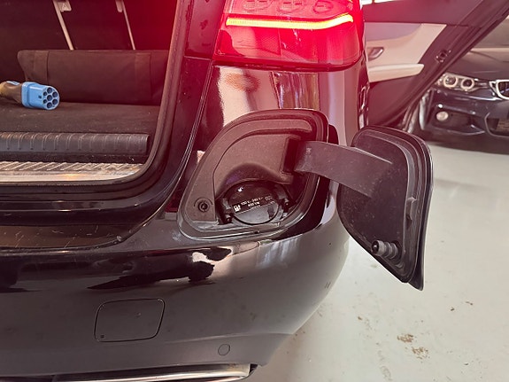 Mercedes-Benz C350 21 of 22