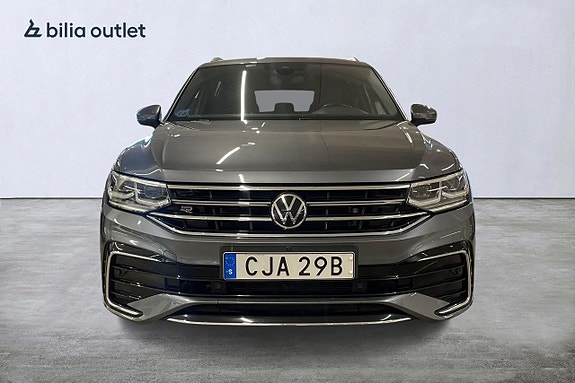 Volkswagen Tiguan Allspace 4 of 29