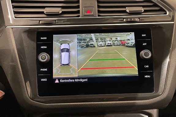 Volkswagen Tiguan Allspace 16 of 29