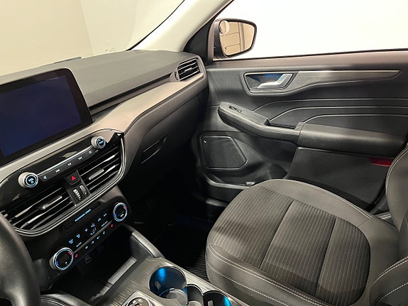 Ford Kuga 14 of 21