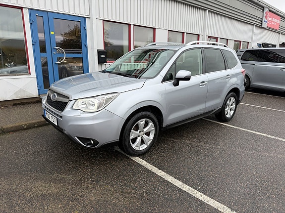 Subaru Forester 3 of 18