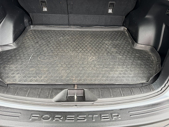 Subaru Forester 12 of 18