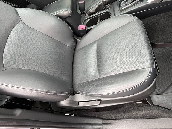 Subaru Forester 9 of 18