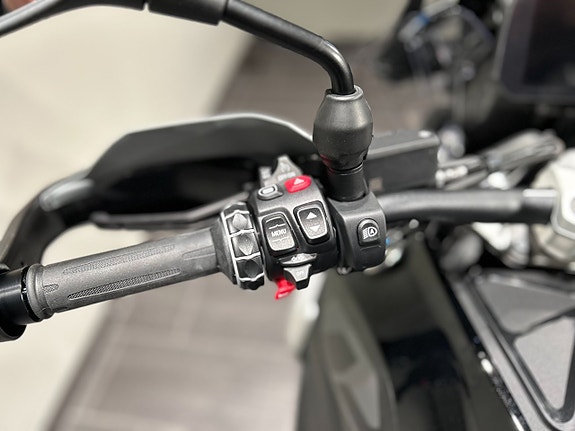 BMW R1300GS Triple Black NU: 264.900kr! / Touring/Dynamic/Innovation 16 of 19