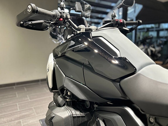 BMW R1300GS Triple Black NU: 264.900kr! / Touring/Dynamic/Innovation 12 of 19