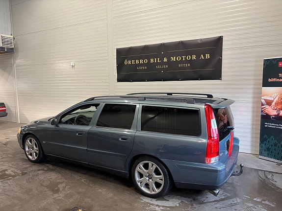 Volvo V70 4 of 7