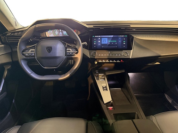 Peugeot 308 SW 9 of 17