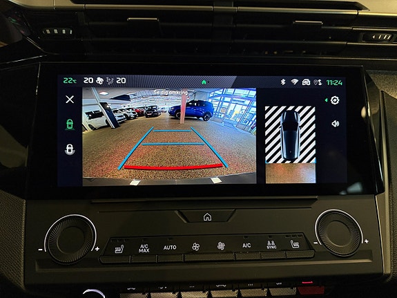 Peugeot 308 SW 17 of 17