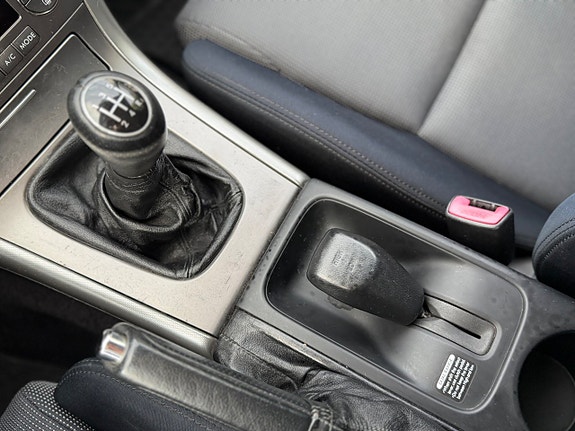 Subaru Legacy 10 of 17