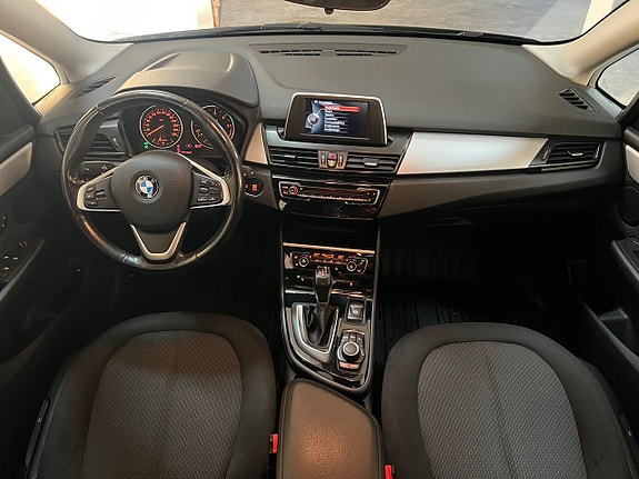 BMW 218d 15 of 20