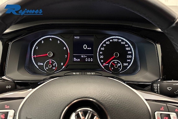 Volkswagen Polo 7 of 17