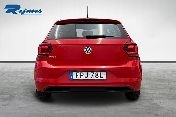 Volkswagen Polo 16 of 17