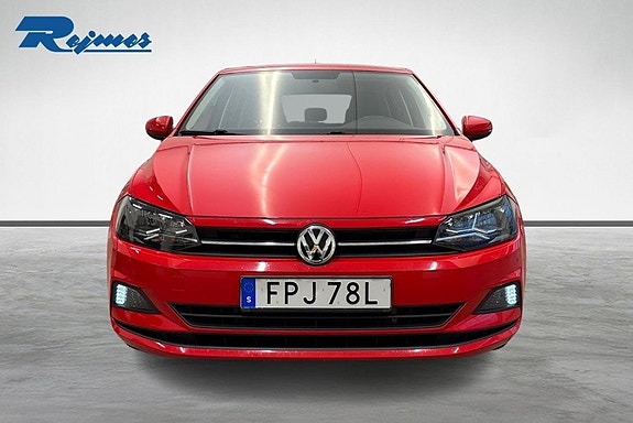 Volkswagen Polo 17 of 17
