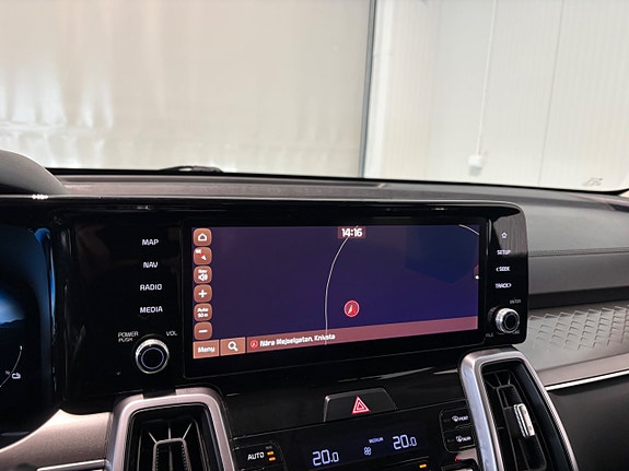 Kia Sorento 16 of 23