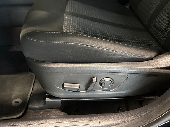 Kia Sorento 10 of 23
