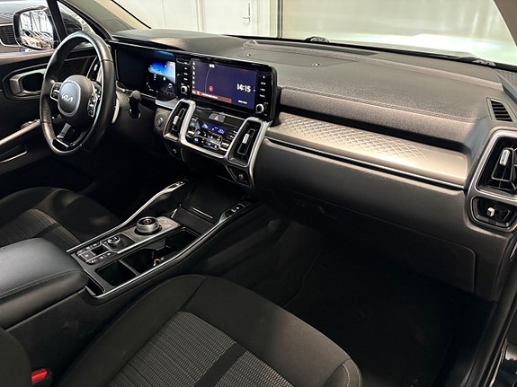 Kia Sorento 13 of 23