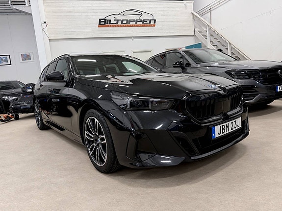 BMW 530e 13 of 13