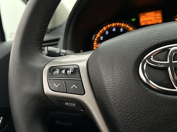 Toyota Avensis 14 of 27