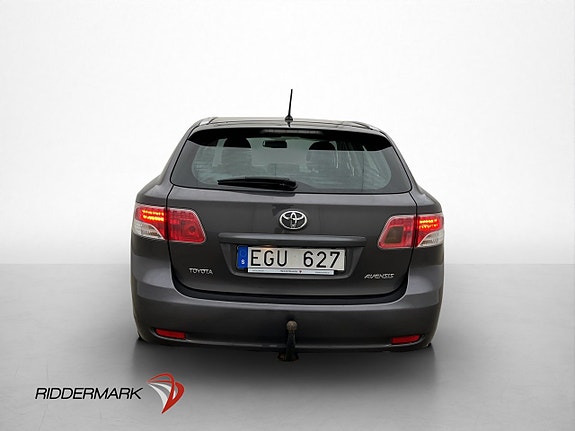 Toyota Avensis 7 of 27