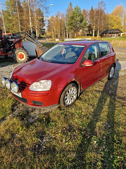 Volkswagen Golf V 3 of 5