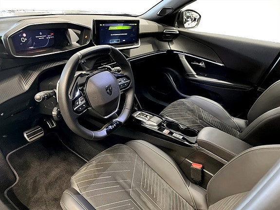 Peugeot 2008 4 of 20