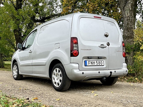 Peugeot Partner 4 of 14