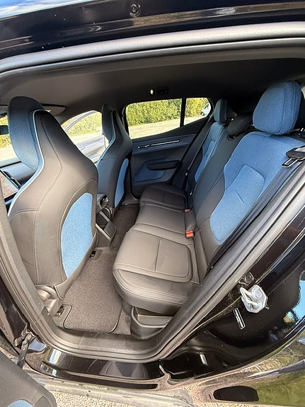 Volvo EX30 5 of 8