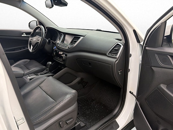 Hyundai Tucson 25 of 30