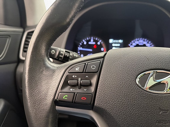 Hyundai Tucson 16 of 30