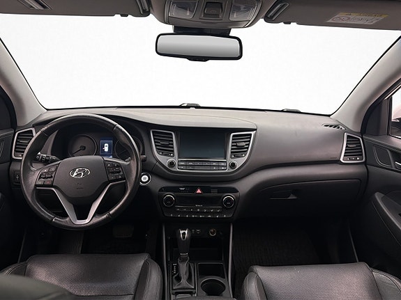 Hyundai Tucson 12 of 30