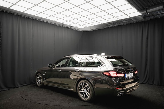 BMW 530e 9 of 25