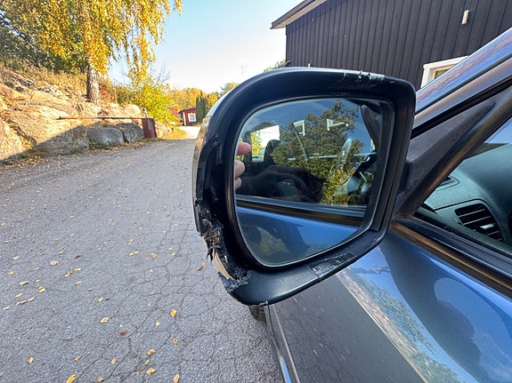 Subaru Legacy 8 of 24