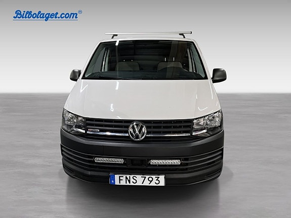 Volkswagen Transporter 2 of 9