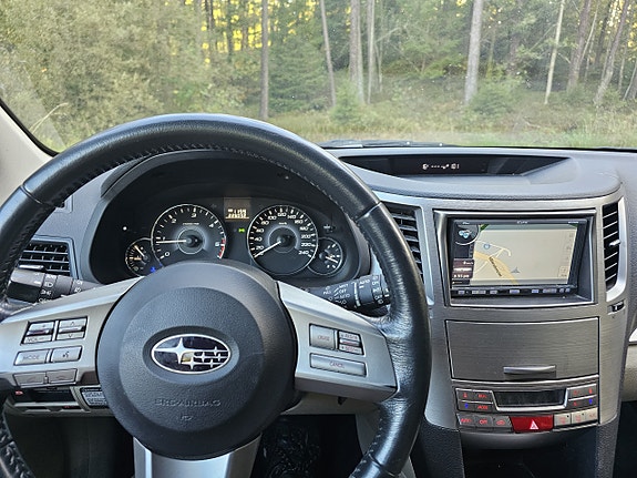 Subaru Outback 12 of 15