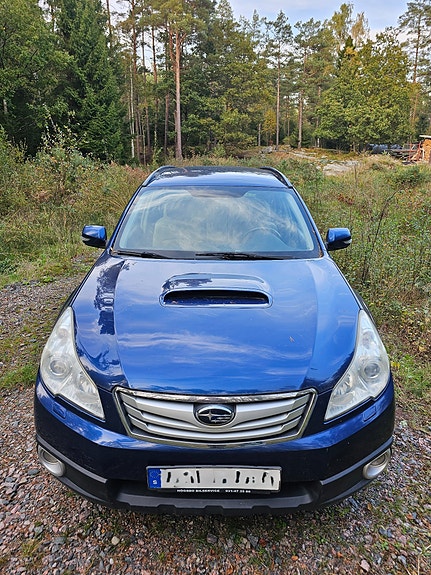 Subaru Outback 6 of 15