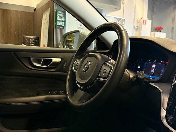 Volvo V60 24 of 27