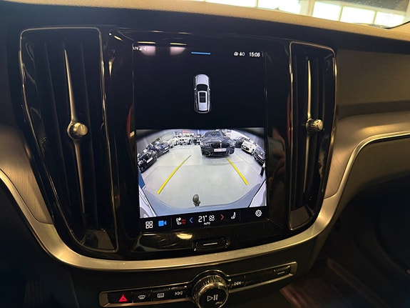 Volvo V60 21 of 27
