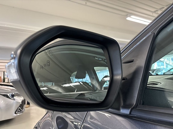 Toyota Yaris 12 of 17