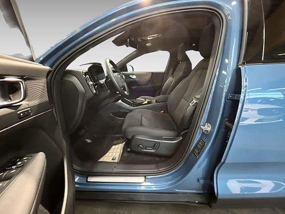 Volvo C40 8 of 13