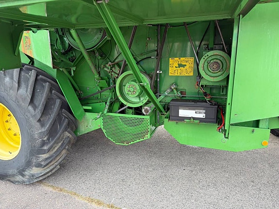 John Deere 1075 16 fot 10 of 12