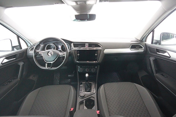 Volkswagen Tiguan 5 of 6