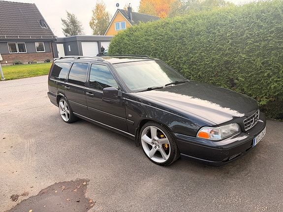 Volvo V70 4 of 4