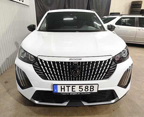 Peugeot 2008 9 of 27