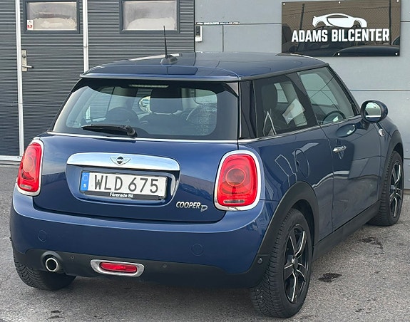 MINI Cooper 7 of 14