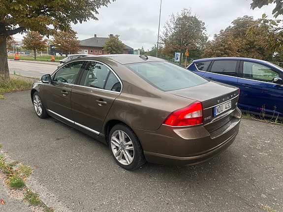 Volvo S80 10 of 14