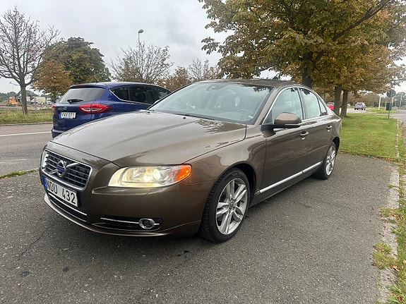 Volvo S80 9 of 14