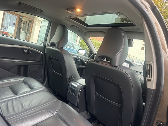 Volvo S80 4 of 14