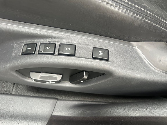 Volvo S80 14 of 14
