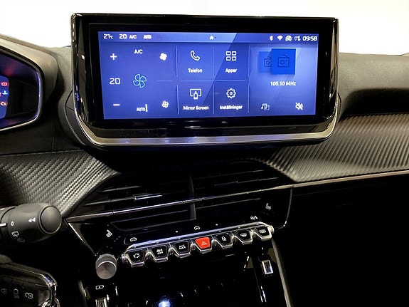 Peugeot 2008 10 of 19